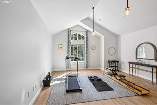 5862 SW Ralston Dr, Portland, OR 97239 - Photo 19