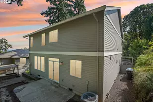 5862 SW Ralston Dr, Portland, OR 97239 - Photo 37