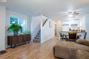 9809 N Exeter Ave, Portland, OR 97203 - Photo 3