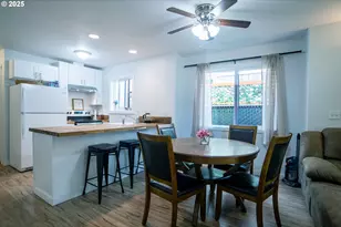 9809 N Exeter Ave, Portland, OR 97203 - Photo 13