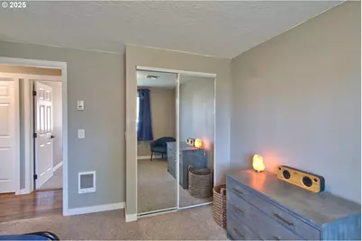 3631 Meadowview St SE, Albany, OR 97322 - Photo 21