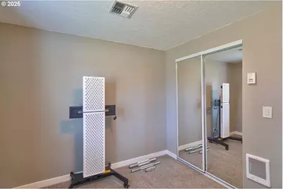 3631 Meadowview St SE, Albany, OR 97322 - Photo 29