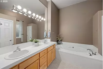 1113 N Hwy 101 #52, Depoe Bay, OR 97341 - Photo 25