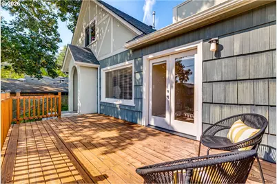 3762 N Melrose Dr, Portland, OR 97227 - Photo 3