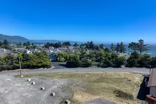 King St, Brookings, OR 97415 - Photo 1