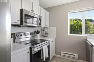 14830 SW Sandhill Loop, Beaverton, OR 97007 - Photo 11
