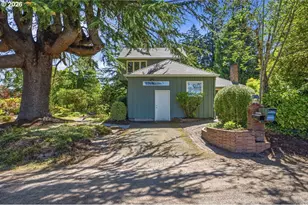 6434 SW Brugger St, Portland, OR 97219 - Photo 25