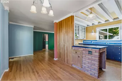 6434 SW Brugger St, Portland, OR 97219 - Photo 9