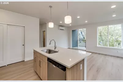 4785 N Albina Ave, Portland, OR 97217 - Photo 5