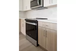 4785 N Albina Ave, Portland, OR 97217 - Photo 7