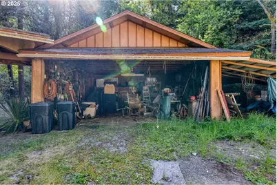 56010 Goldbrick Rd, Myrtle Point, OR 97458 - Photo 19