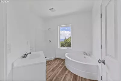 46345 Dement Creek Rd, Myrtle Point, OR 97458 - Photo 23