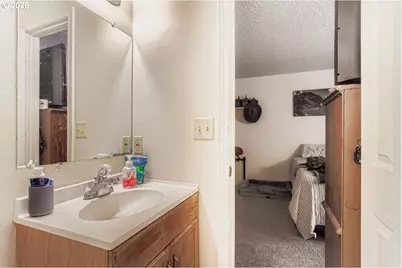 19787 SW 67th Ave, Tualatin, OR 97062 - Photo 17