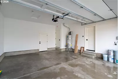 870 W 25th Ave, Eugene, OR 97405 - Photo 29