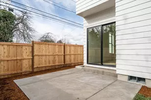 870 W 25th Ave, Eugene, OR 97405 - Photo 31