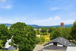 400 SE 2nd St, Troutdale, OR 97060 - Photo 31