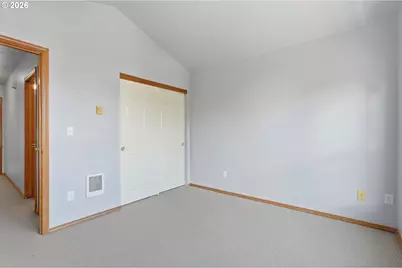 400 SE 2nd St, Troutdale, OR 97060 - Photo 21