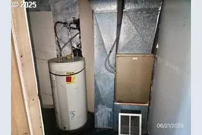 266 Woodruff Mountain Rd, Roseburg, OR 97471 - Photo 35