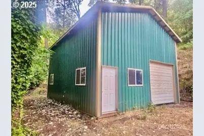 266 Woodruff Mountain Rd, Roseburg, OR 97471 - Photo 37