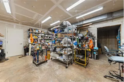 6100 Teal Creek Rd, Dallas, OR 97338 - Photo 31