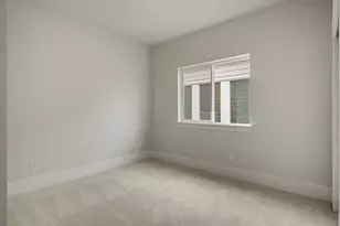 11882 SW Strobel Rd, Beaverton, OR 97007 - Photo 35