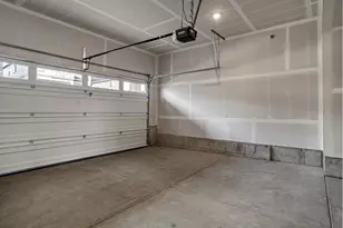 11882 SW Strobel Rd, Beaverton, OR 97007 - Photo 37