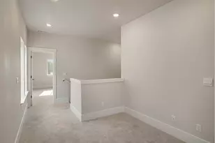 11882 SW Strobel Rd, Beaverton, OR 97007 - Photo 27