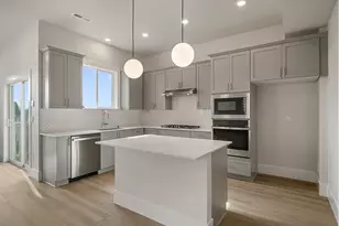 11882 SW Strobel Rd, Beaverton, OR 97007 - Photo 9