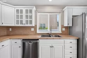 881 N 28th Ave, Cornelius, OR 97113 - Photo 13