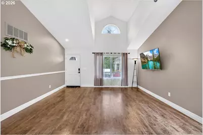 881 N 28th Ave, Cornelius, OR 97113 - Photo 7
