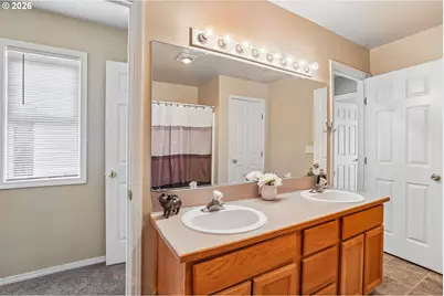 5908 NE 35th Cir, Vancouver, WA 98661 - Photo 19