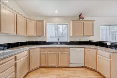 14452 SE Territory Dr, Clackamas, OR 97015 - Photo 7