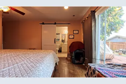 908 Browning Ave S, Salem, OR 97302 - Photo 17