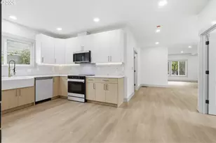 437 NE Fargo St, Portland, OR 97212 - Photo 5