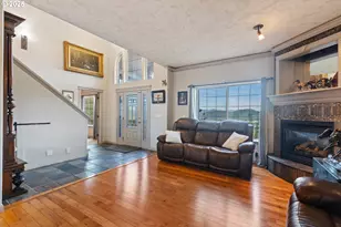 1548 NE Rocky Ridge Dr, Roseburg, OR 97470 - Photo 5