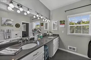 8 Onadoone Ct, Florence, OR 97439 - Photo 15