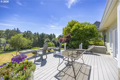 8 Onadoone Ct, Florence, OR 97439 - Photo 35
