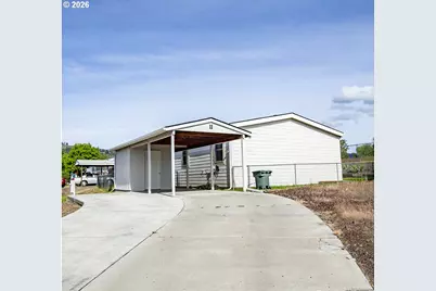 313 12th St #11, La Grande, OR 97850 - Photo 1