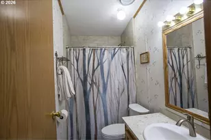 313 12th St, La Grande, OR 97850 - Photo 13