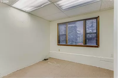 6405 SW Radcliffe St, Portland, OR 97219 - Photo 19