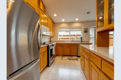 2083 NW Willamette Dr, McMinnville, OR 97128 - Photo 11