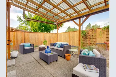 2083 NW Willamette Dr, McMinnville, OR 97128 - Photo 29