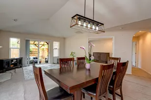 2083 NW Willamette Dr, McMinnville, OR 97128 - Photo 5