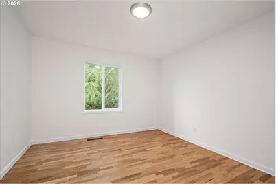 40064 McKenzie Hwy, Springfield, OR 97478 - Photo 21