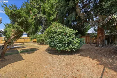 386 Lochaven Ave, Springfield, OR 97477 - Photo 39