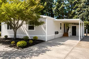 386 Lochaven Ave, Springfield, OR 97477 - Photo 1