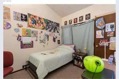 220 SE 28th Ave, Hillsboro, OR 97123 - Photo 11