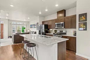 11372 SW Mont Blanc St, Wilsonville, OR 97070 - Photo 13