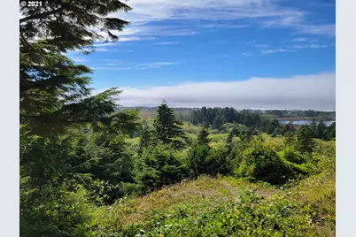 Necarney, Rockaway Beach, OR 97136 - Photo 13