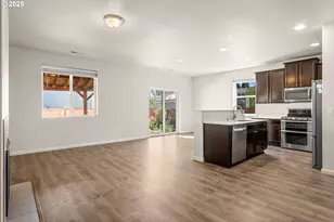 9203 NE 165th Ave, Vancouver, WA 98682 - Photo 5